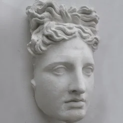 Galleria Romanelli Scultura in gesso con maschera di Apollo> Sculture Decorative