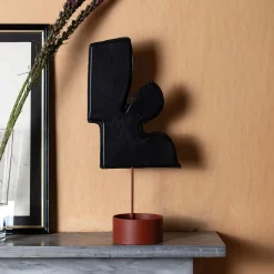 DareForma Scultura in pelle nera L'infiorescenza><noscript><img width=