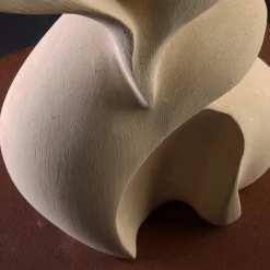 Creazioni di Andrea Serra Scultura in pietra leccese Con Te><noscript><img width=