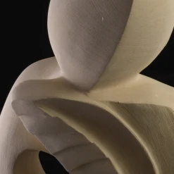 Creazioni di Andrea Serra Scultura La Musica del Vento in Pietra leccese><noscript><img width=