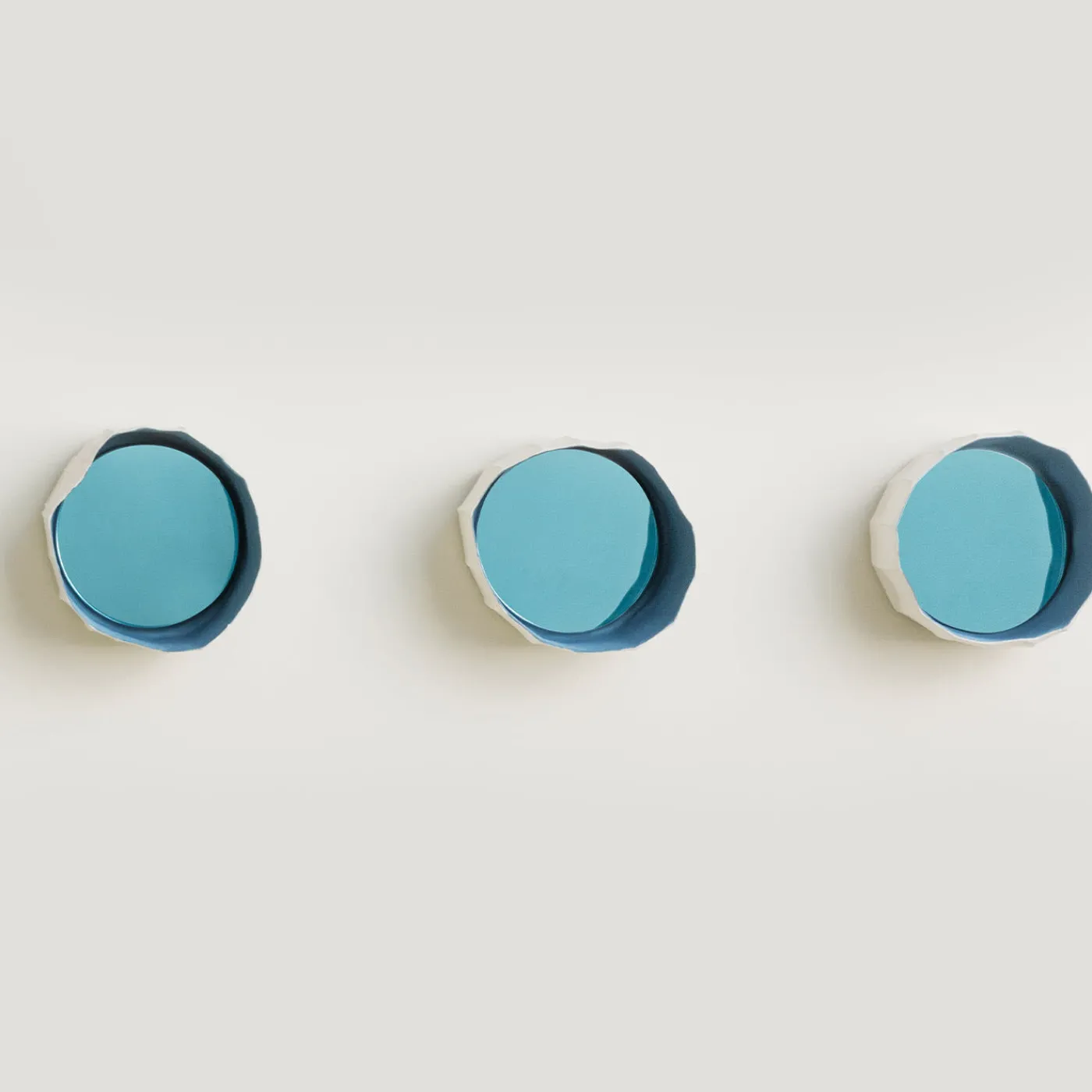 Paola Paronetto Set di 3 specchi Ninfea 12 Verdi> Specchi Da Parete