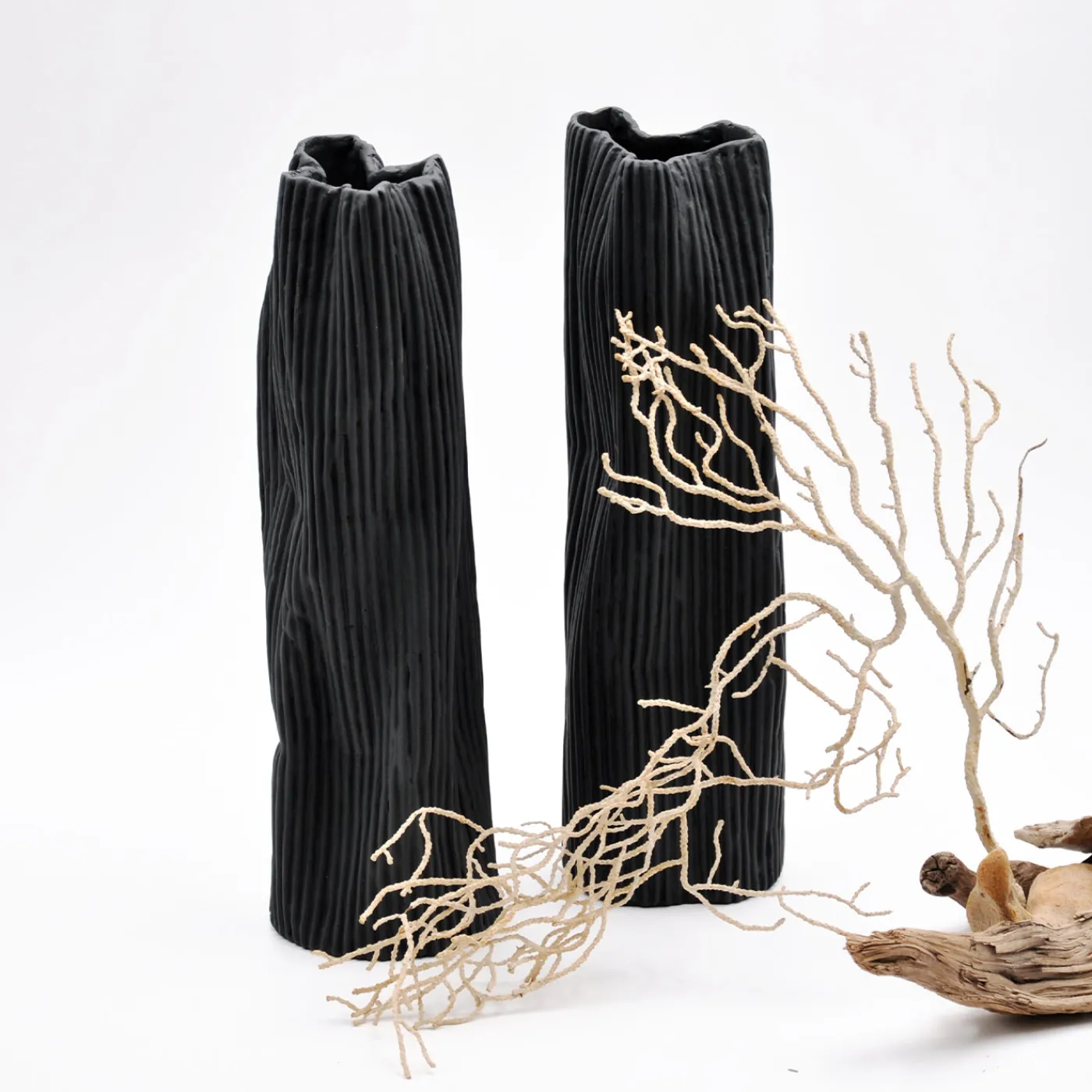 Design Center 1991 Set di 2 vasi decorativi "Paesaggio 25 Black #2" di Nino Basso> Vasi Decorativi