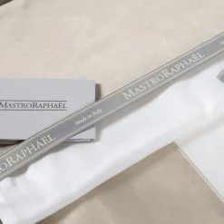 Mastro Raphael Set di lenzuola e due federe in raso di cotone beige Tivoli><noscript><img width=