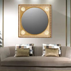 Caiafa Specchio da parete dorato con girasoli in porcellana di Capodimonte e dettagli in oro><noscript><img width=