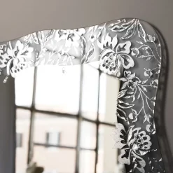 Melting Mirrors Specchio da parete Sinuoso Ondine argento> Specchi Da Parete