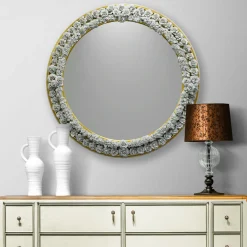 Caiafa Specchio rotondo dorato con rose in porcellana di Capodimonte><noscript><img width=