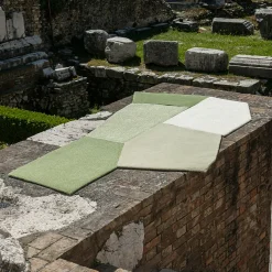 Carpet Edition Tappeto modulare policromo Sentiero di Margherita di AMDL Circle><noscript><img width=