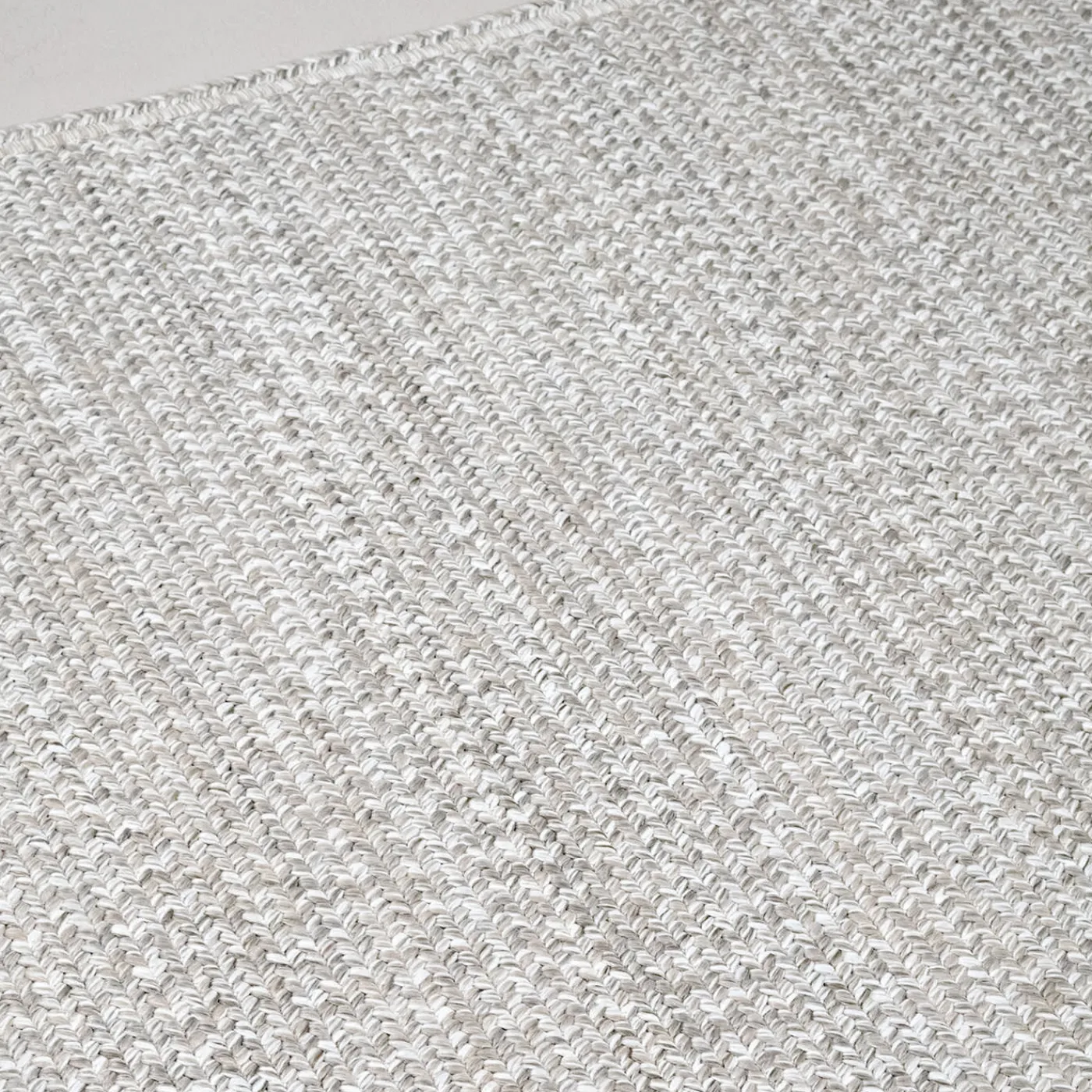 Amini Tappeto Plain Ivory in polipropilene In&Outdoor di Studio> Tappeti E Moquette