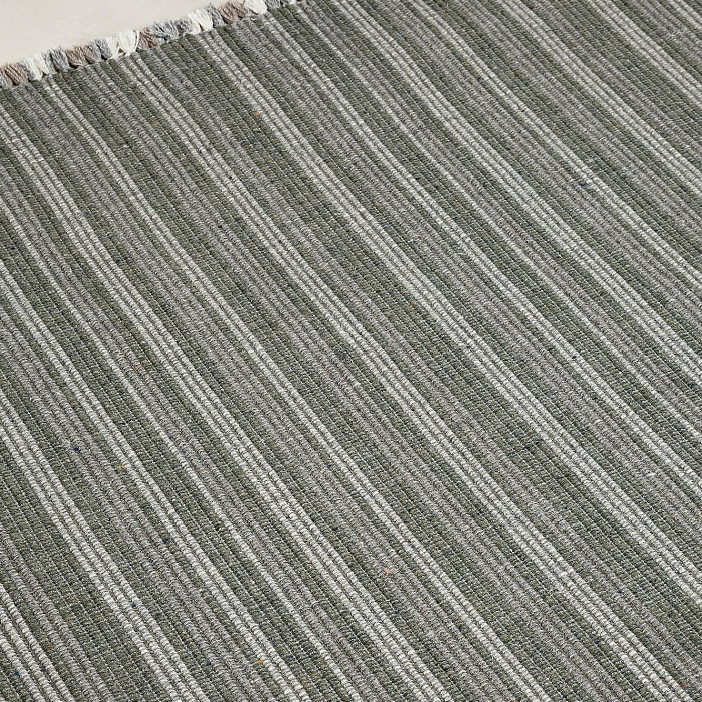 Amini Tappeto Prune Vintage Platinum Recycled PET In&Outdoor di Carlotta Fortuna> Tappeti E Moquette