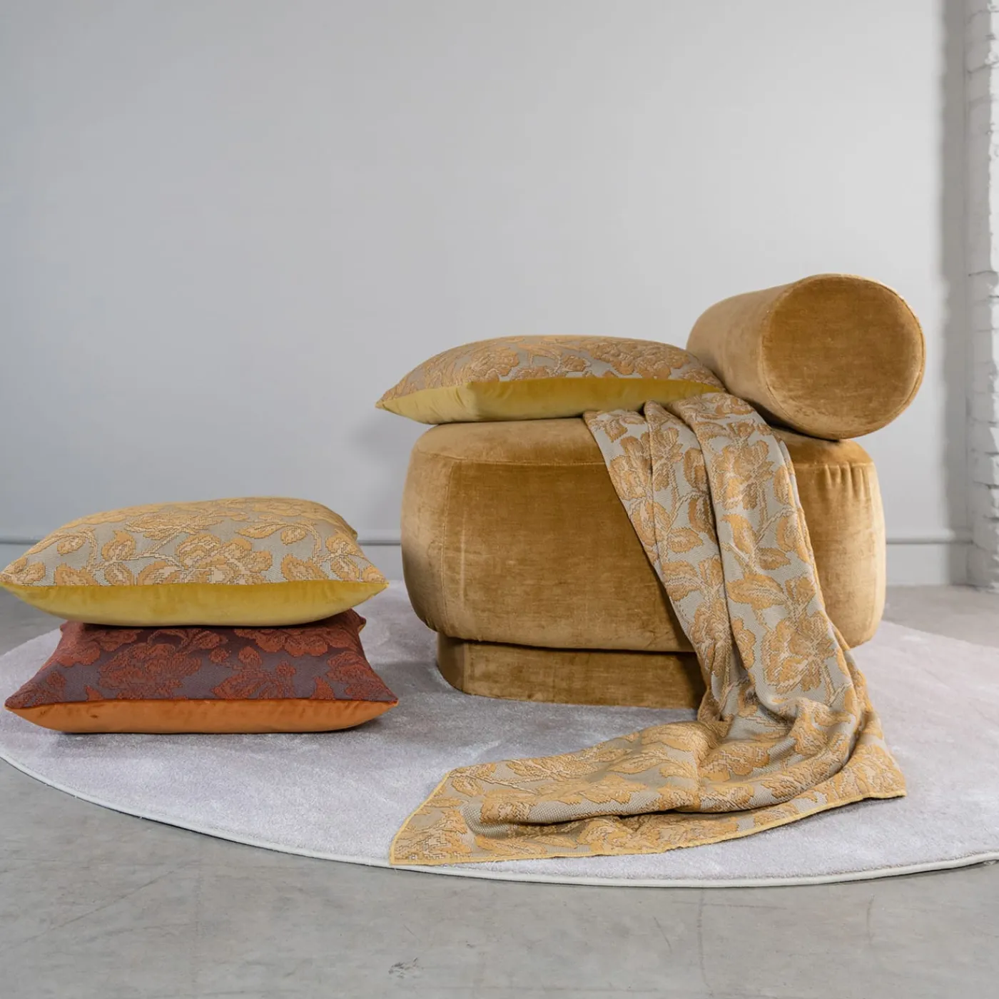 l'Opificio Tessuto jacquard Vocalese Rosae Cuscino Carrè> Cuscini