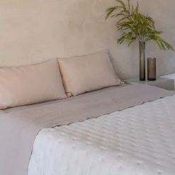 Once Milano Trapunta in lino crema><noscript><img width=