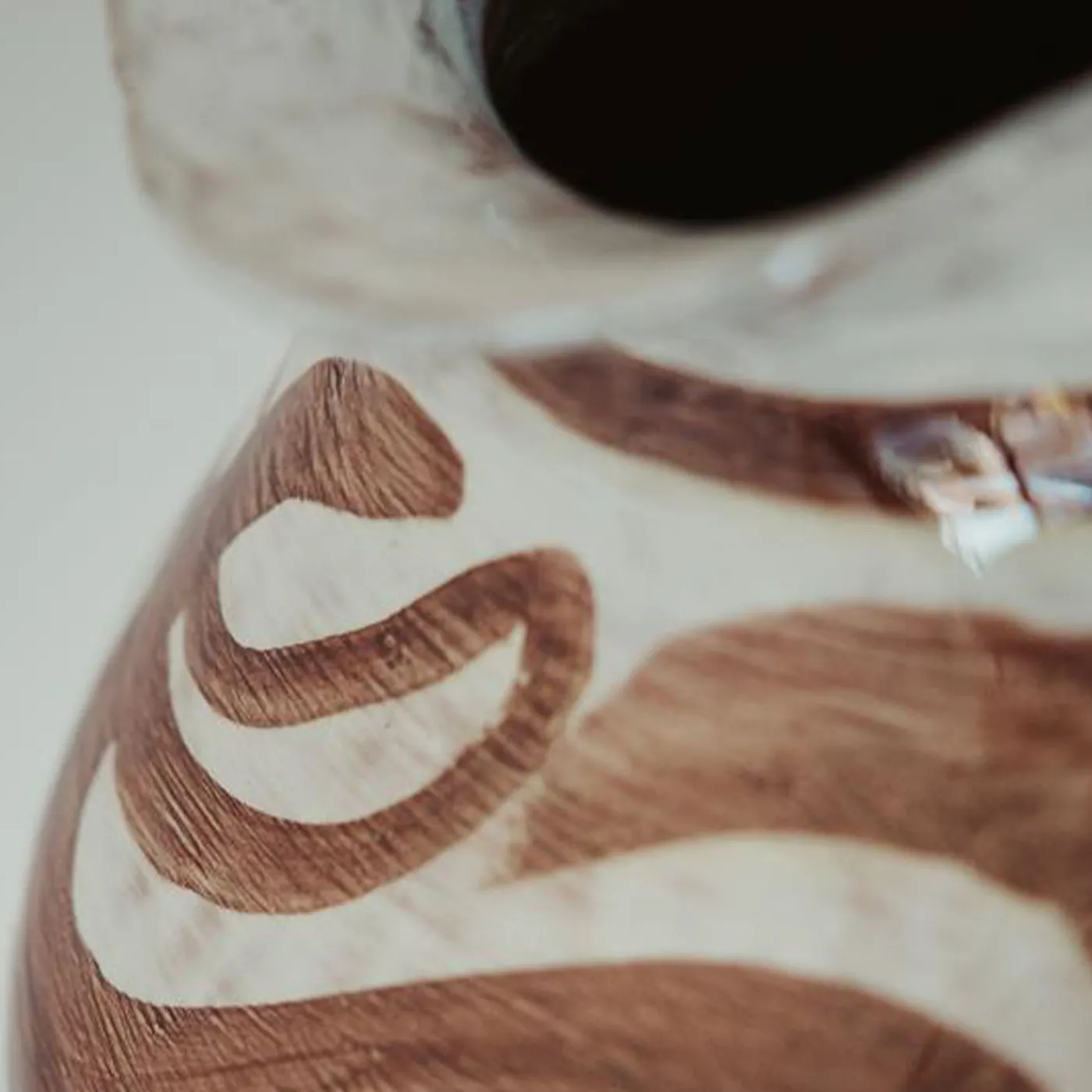 Onofrio Acone Vaso Ceramica Areté Aliseo Marrone> Vasi Decorativi