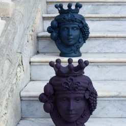 Stefania Boemi Vaso con testa di Gammazita> Vasi Figurativi