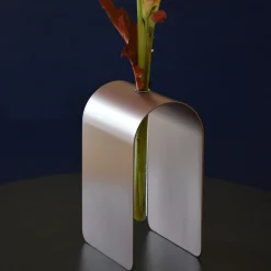 William Mulas Vaso d'argento Dahlia><noscript><img width=