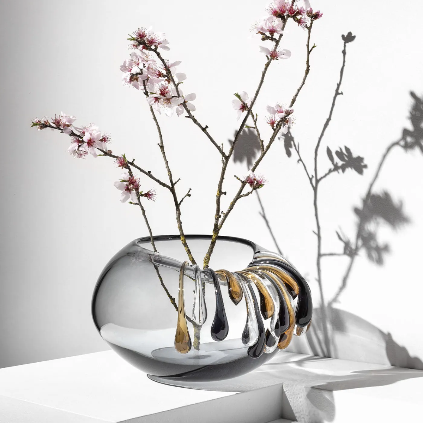 Aina Kari Vaso decorativo Like a Bowl in vetro grigio con gocce> Vasi Decorativi