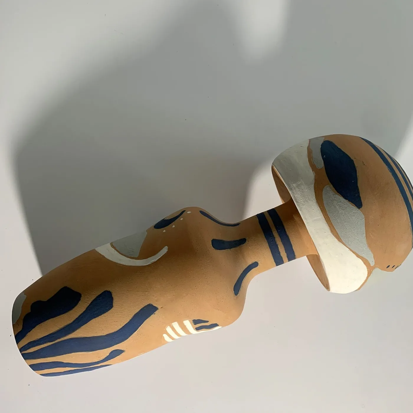 Enryhands Vaso Decorativo U2 con Motivo Astratto in Terracotta> Vasi Decorativi