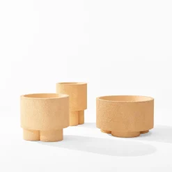 Cimento Vaso Erasmo di Patricia Urquiola><noscript><img width=