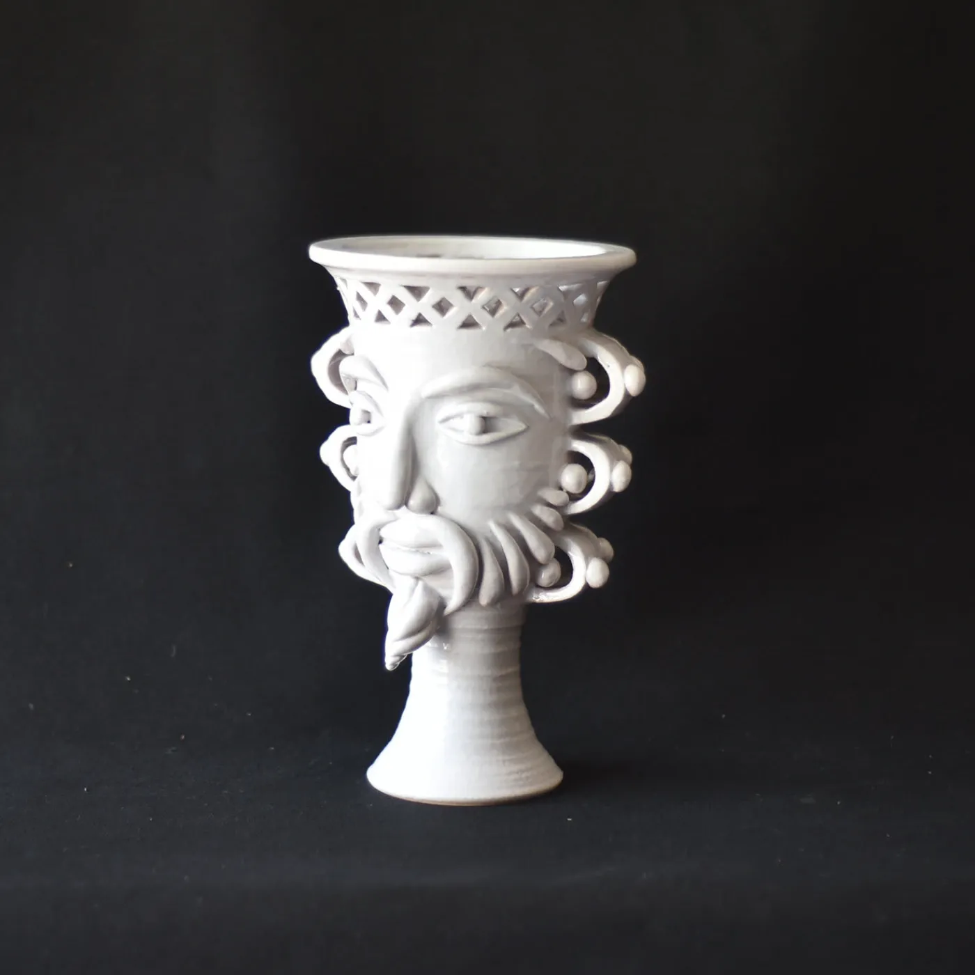 Filadelfio Todaro Vaso Federico> Vasi Figurativi