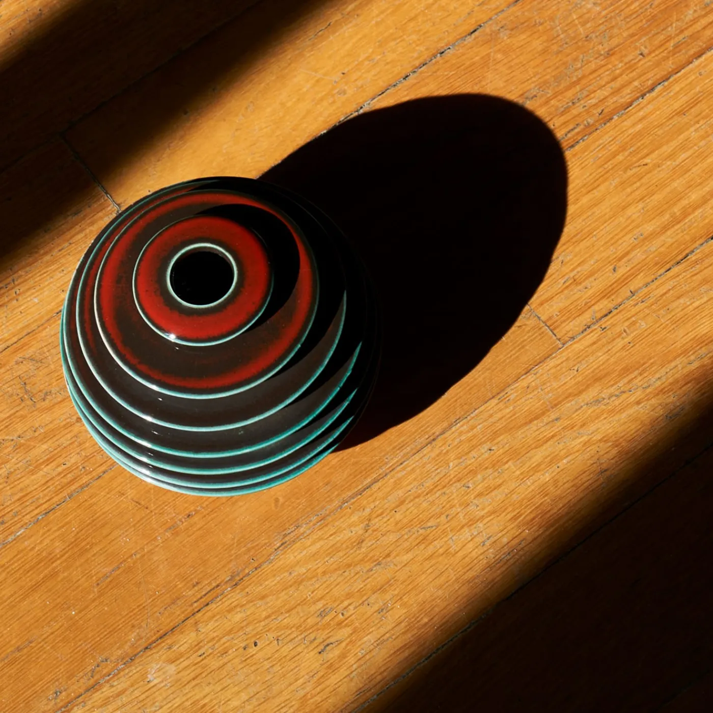 Ceramiche Lega di Martina Scarpa Vaso in Ceramica Rosso Scanalato Globo Rosso> Vasi Decorativi