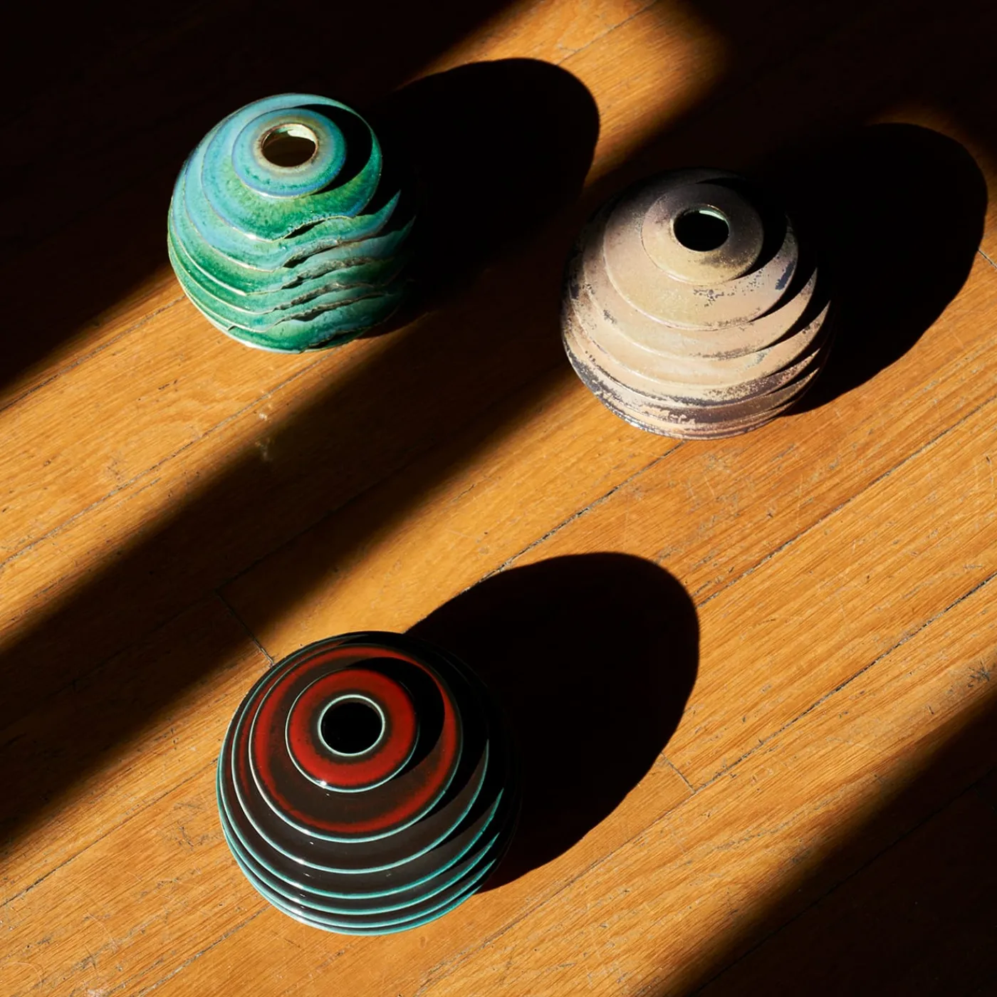 Ceramiche Lega di Martina Scarpa Vaso in Ceramica Rosso Scanalato Globo Rosso> Vasi Decorativi