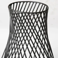 Antonino Sciortino Vaso in ferro Aida> Vasi Decorativi