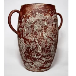 Clara Holt Vaso in gres rosso con manici Morte di Orfeo><noscript><img width=