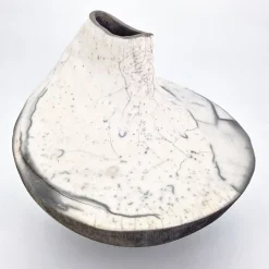 Design Center 1991 Vaso scultura Carlotta di Nino Basso> Vasi Decorativi