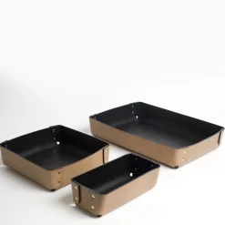 Oscar Maschera Vide Poche Rivets Attilio di Claude Bouchard><noscript><img width=